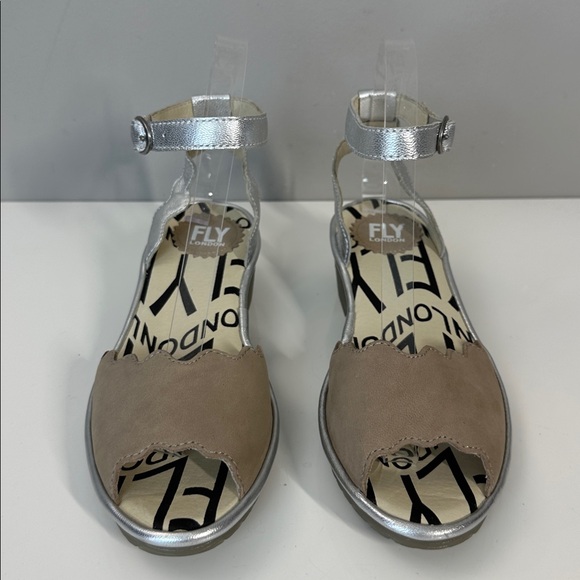 Fly London at and Silver Metallic Pine Leather Sandals Size 37(6.5-7) - Picture 5 of 15